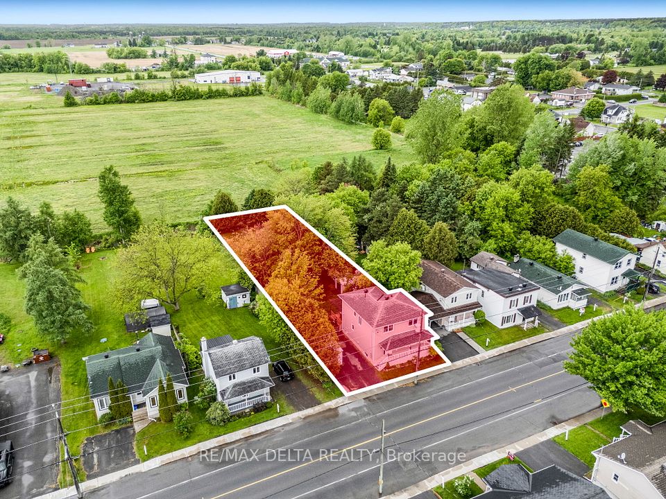 3866 Champlain Street, Clarence-Rockland, ON K0A 1E0