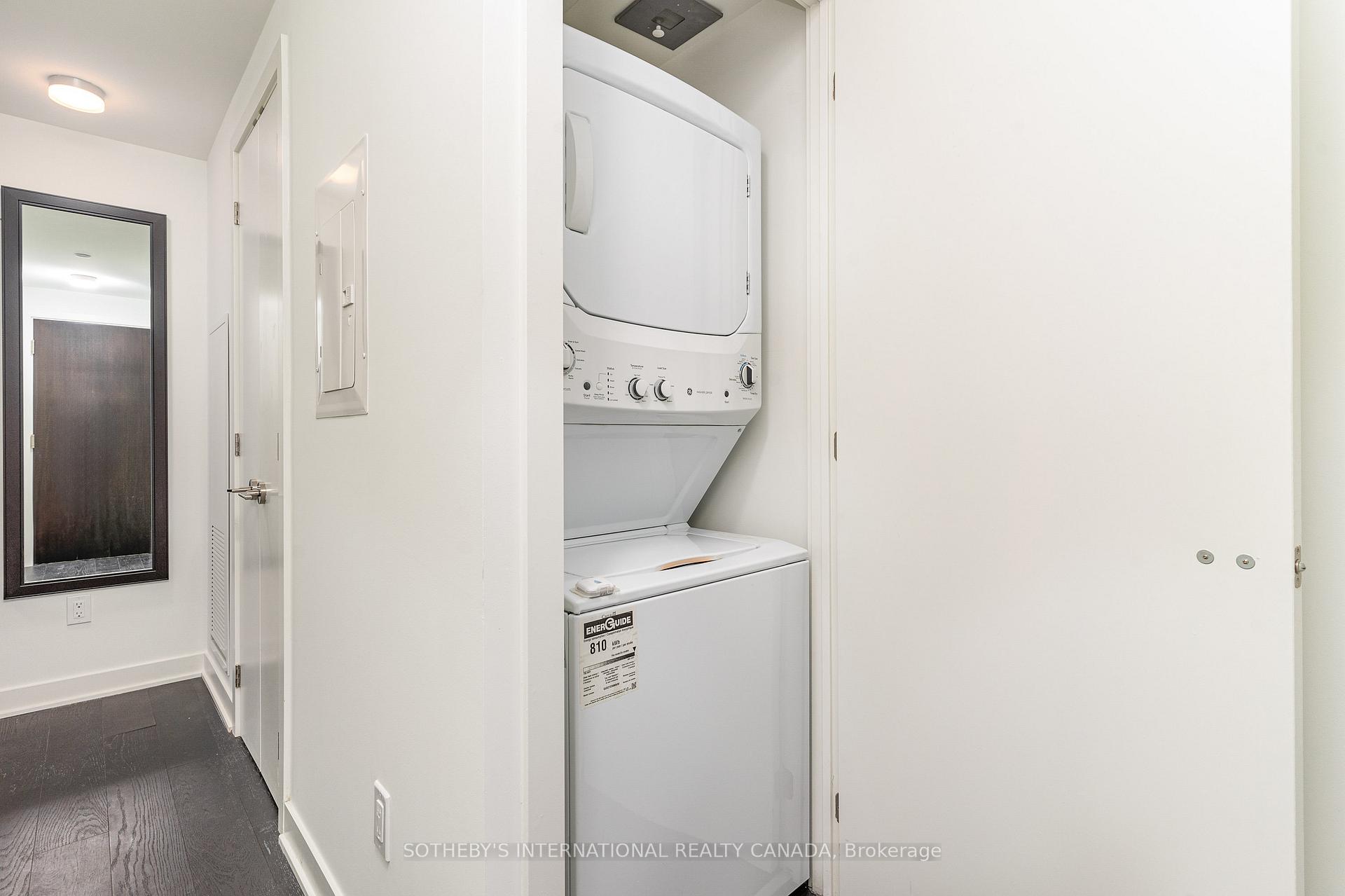 1 Bedroom Condo at 11 Yorkville, Toronto For sale