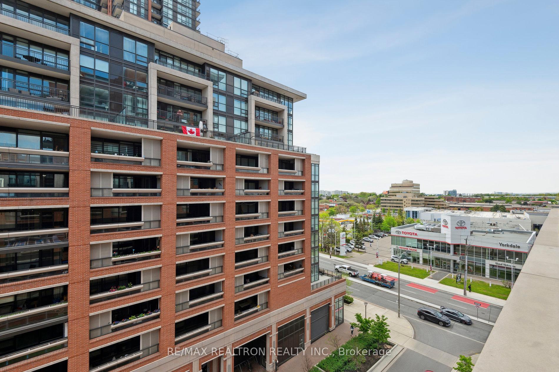 2 Bedrooms Condo at 3091 Dufferin, Toronto For sale