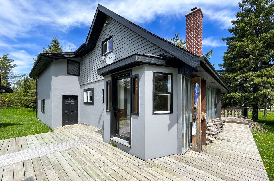 114 Tyrol Avenue, Blue Mountains, ON N0H 2E0