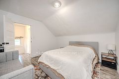324 Edinburgh Road S