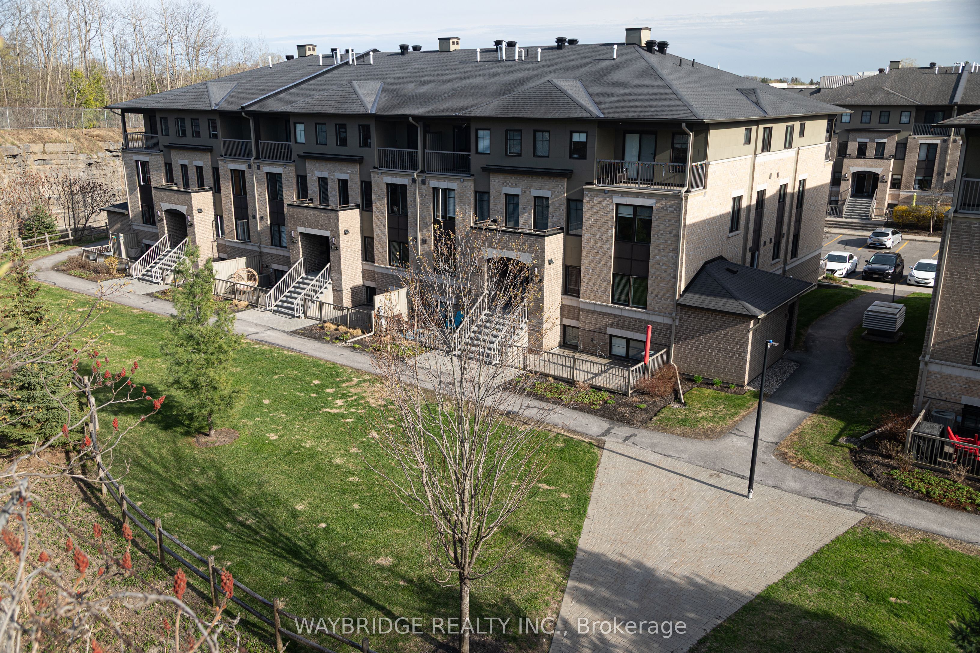 #22 - 252 Titanium Private, OrleansConventGlenandArea, ON K1C 0A5