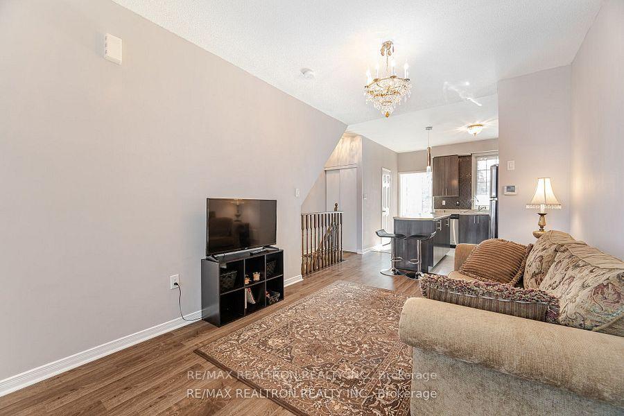 3 Bedrooms Condo at 4711 Kingston,  Toronto For sale