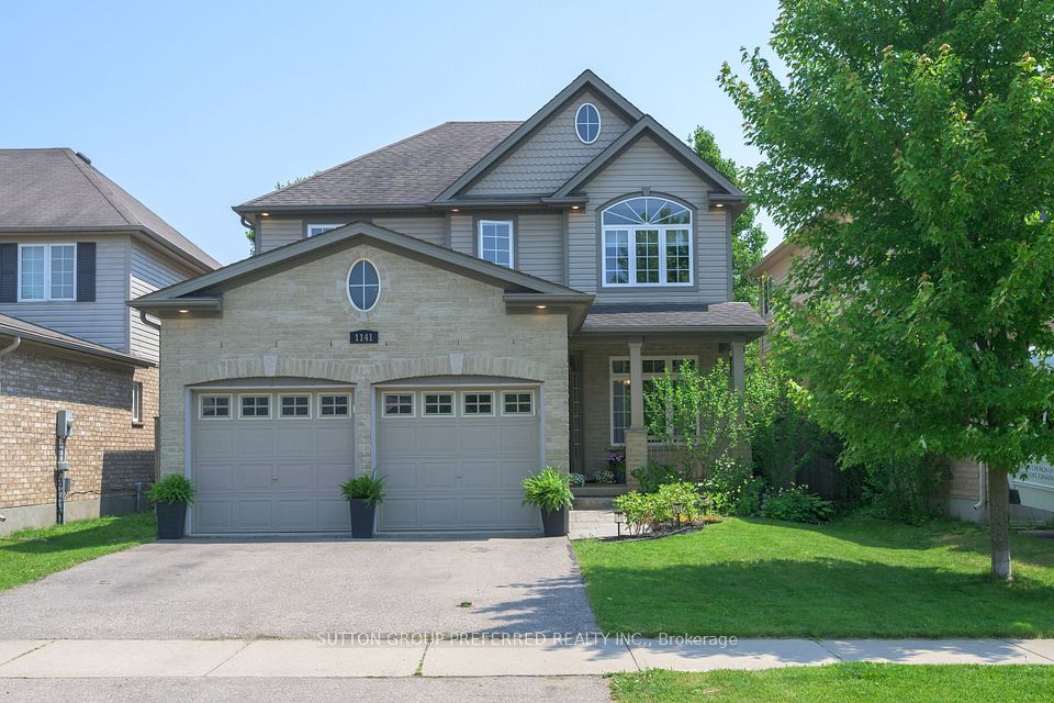 1141 Foxcreek