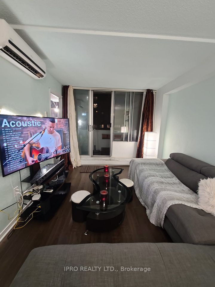 5580 Sheppard
