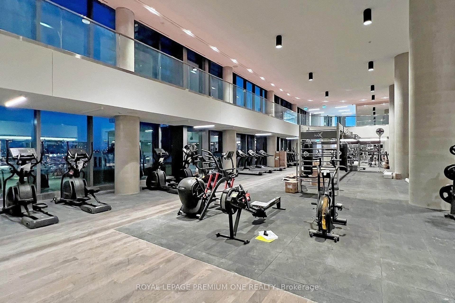 2 Bedrooms Condo at 1000 Portage,  Vaughan For sale