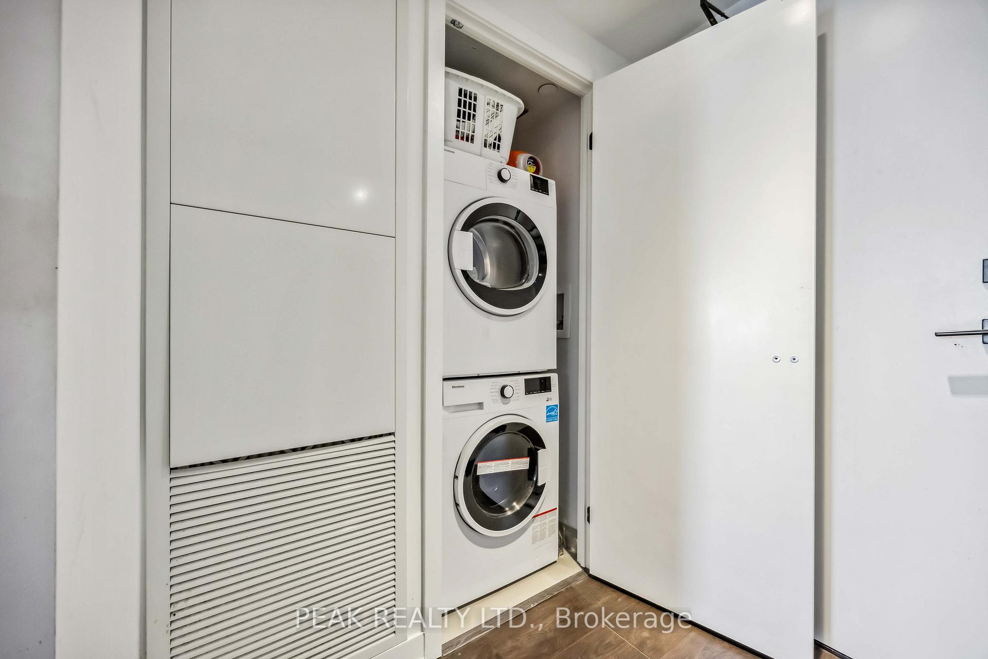 Condo at 319 Jarvis,  Toronto For sale