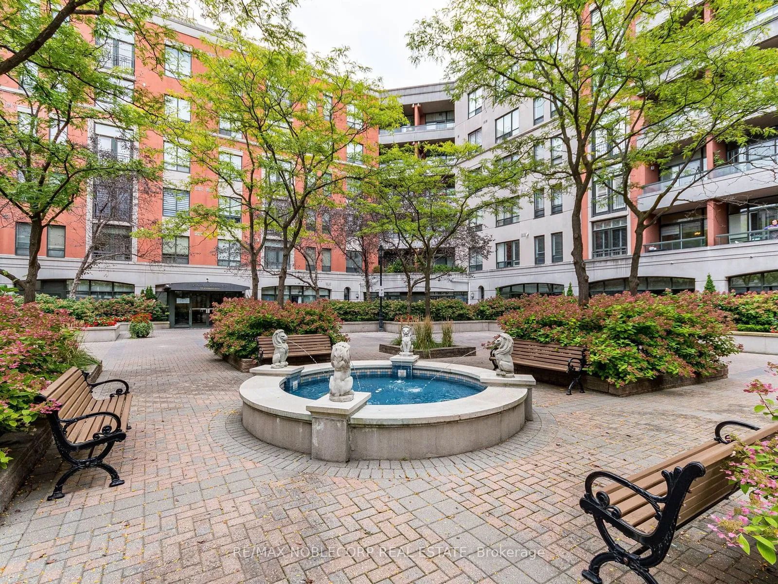 53 Woodbridge Avenue, #419