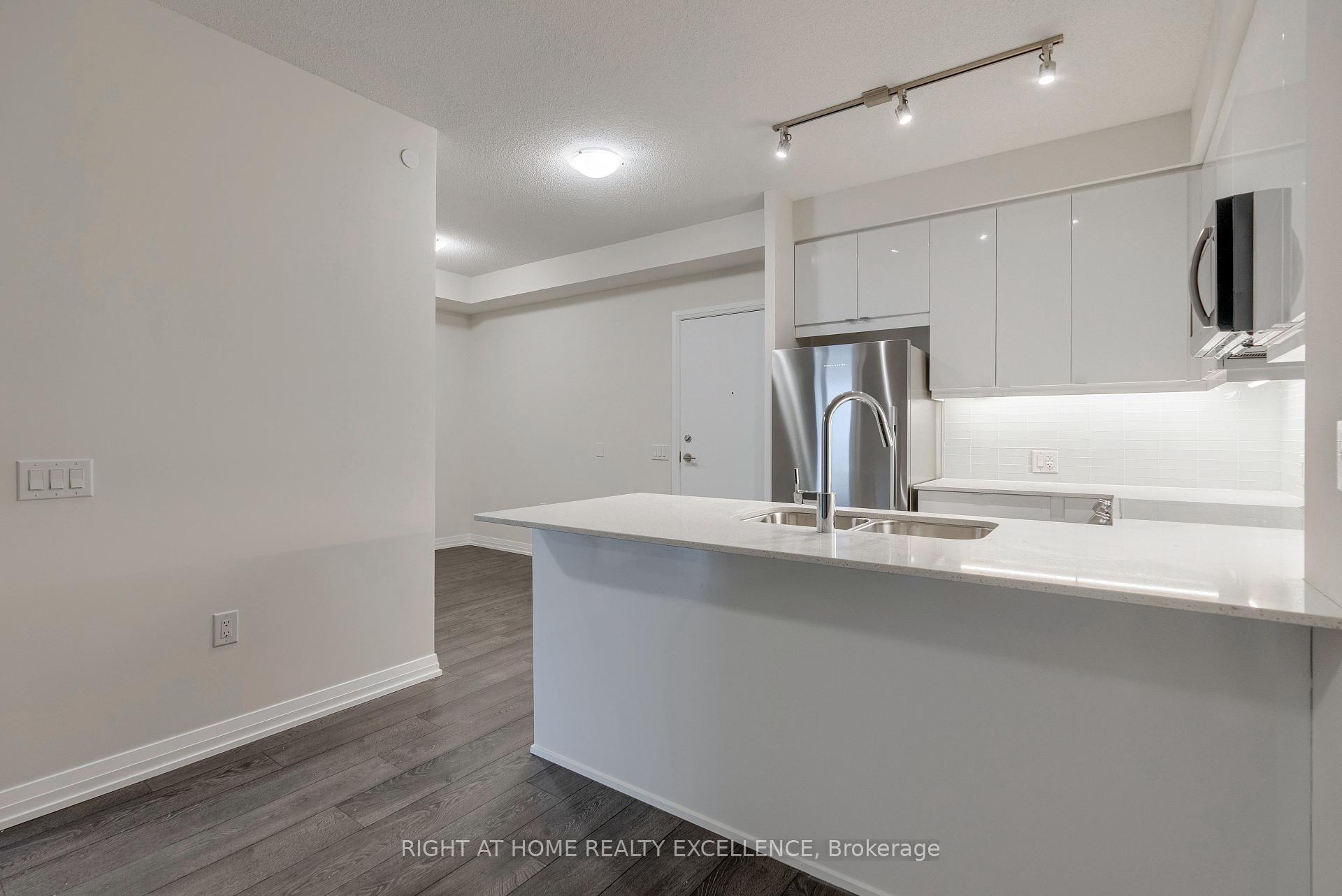 2 Bedrooms Condo at 50 Thomas Riley, Toronto For sale