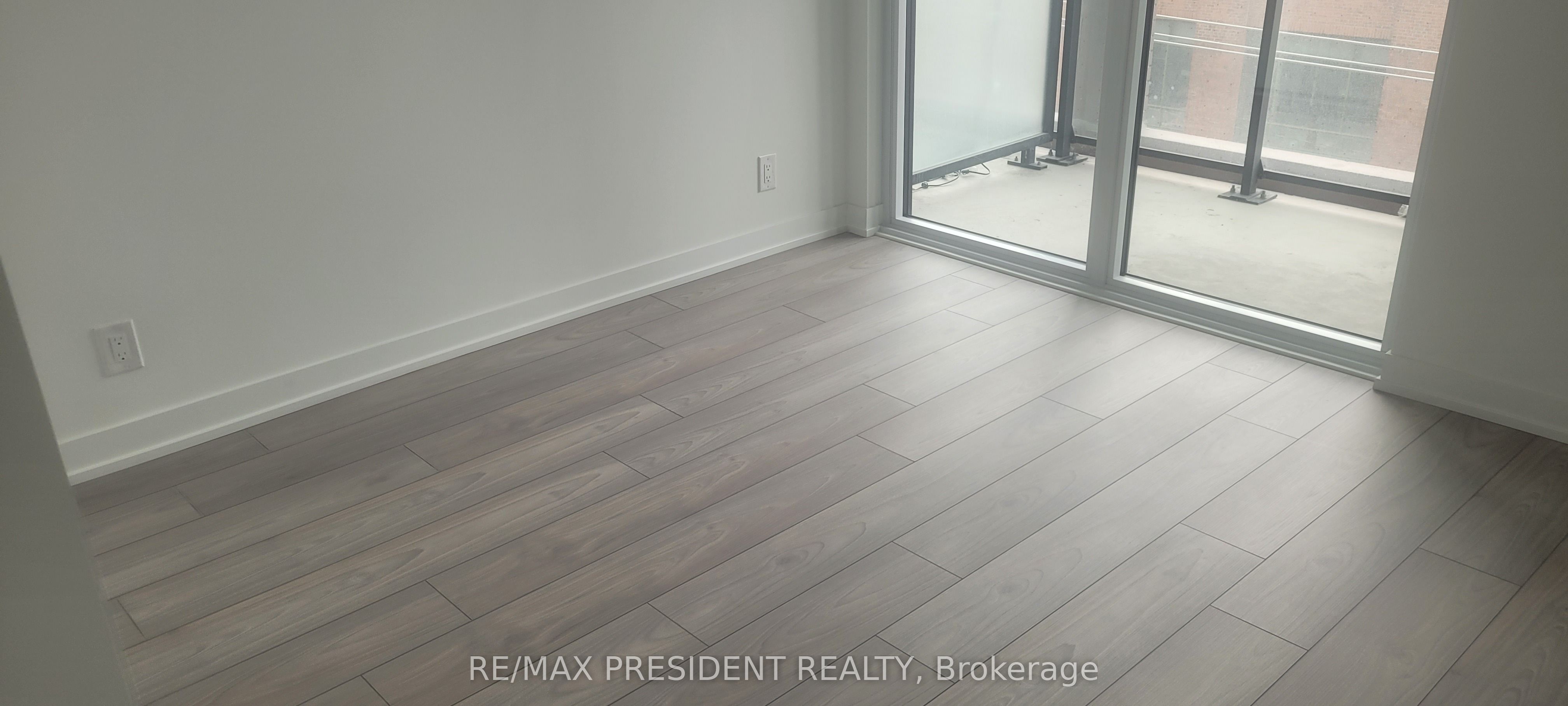 1182 King Street W, #321
