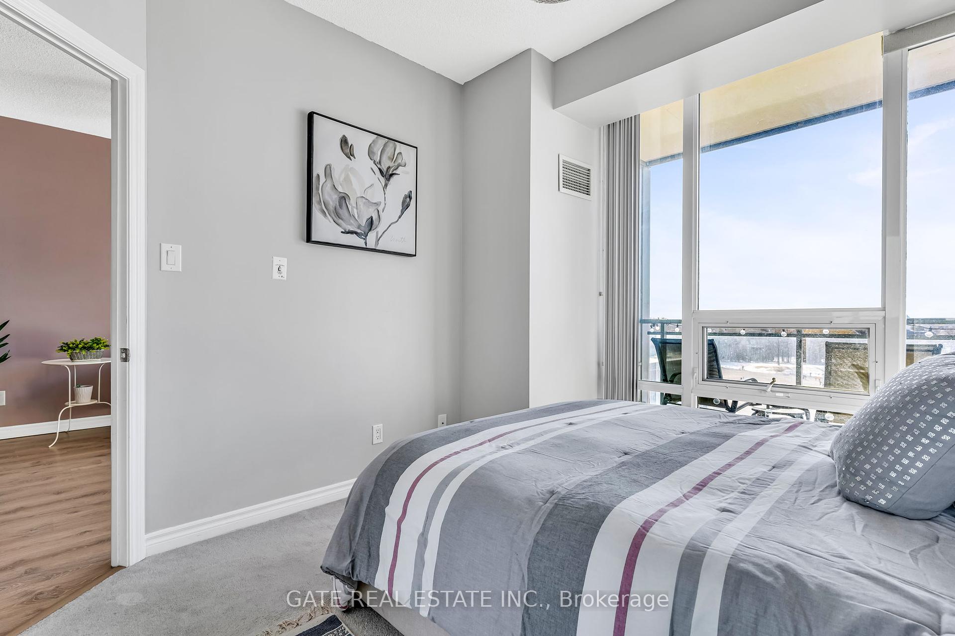 2 Bedrooms Condo at 3525 Kariya, Mississauga For sale