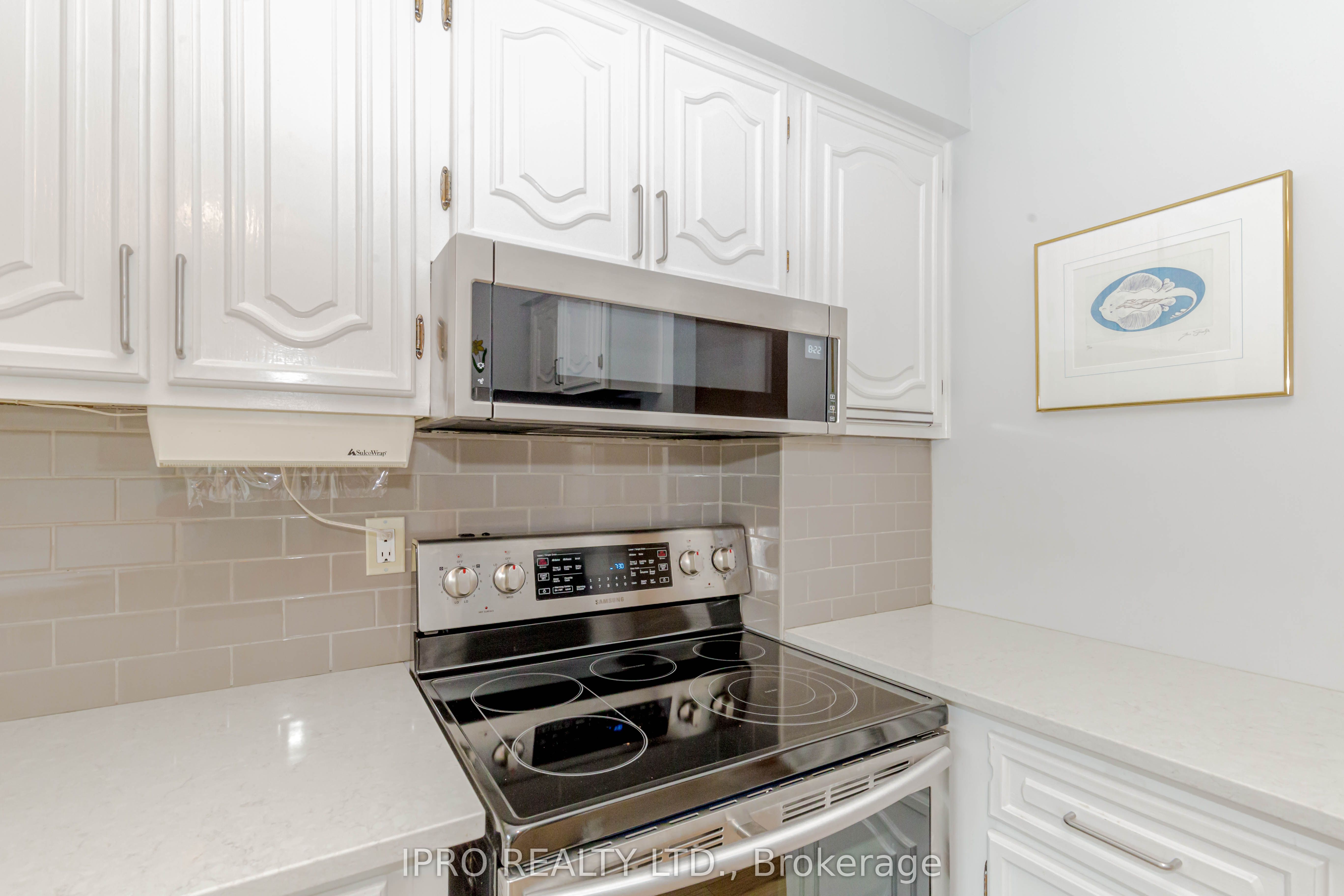 150 Kenwood Avenue, Burlington, ON L7L 4L7