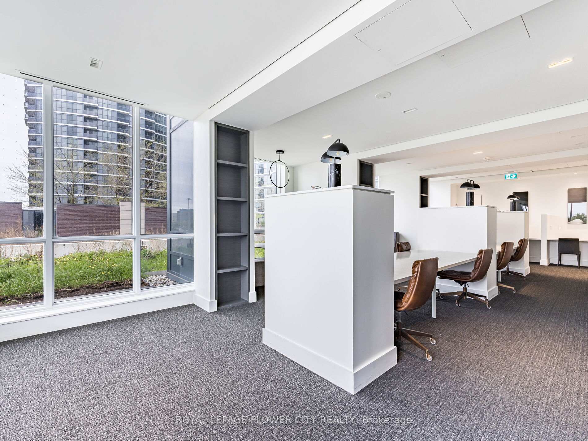 1 Bedroom Condo at 30 Gibbs, Toronto For sale