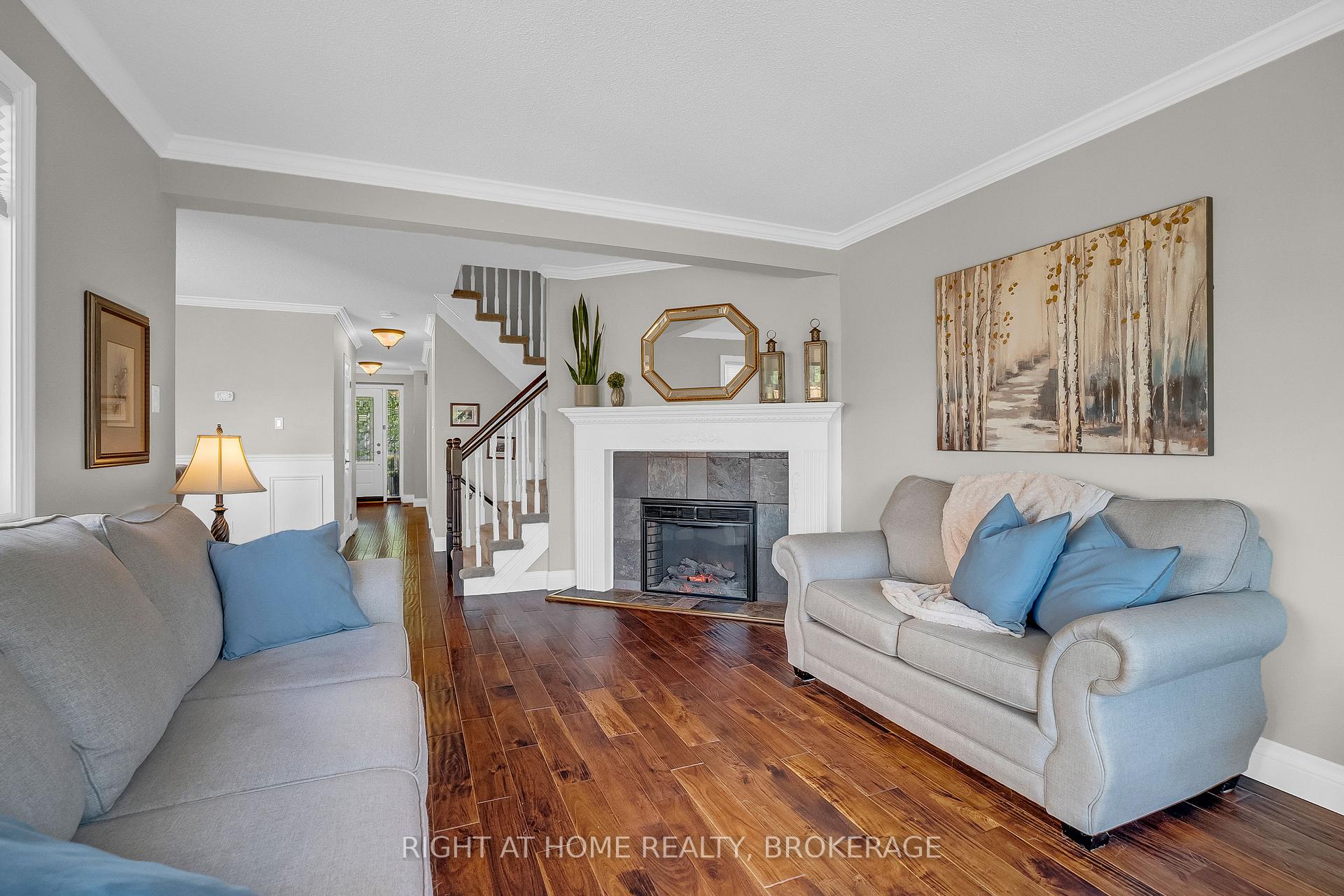 3 Bedrooms Condo at 3420 South Millway, Mississauga For sale