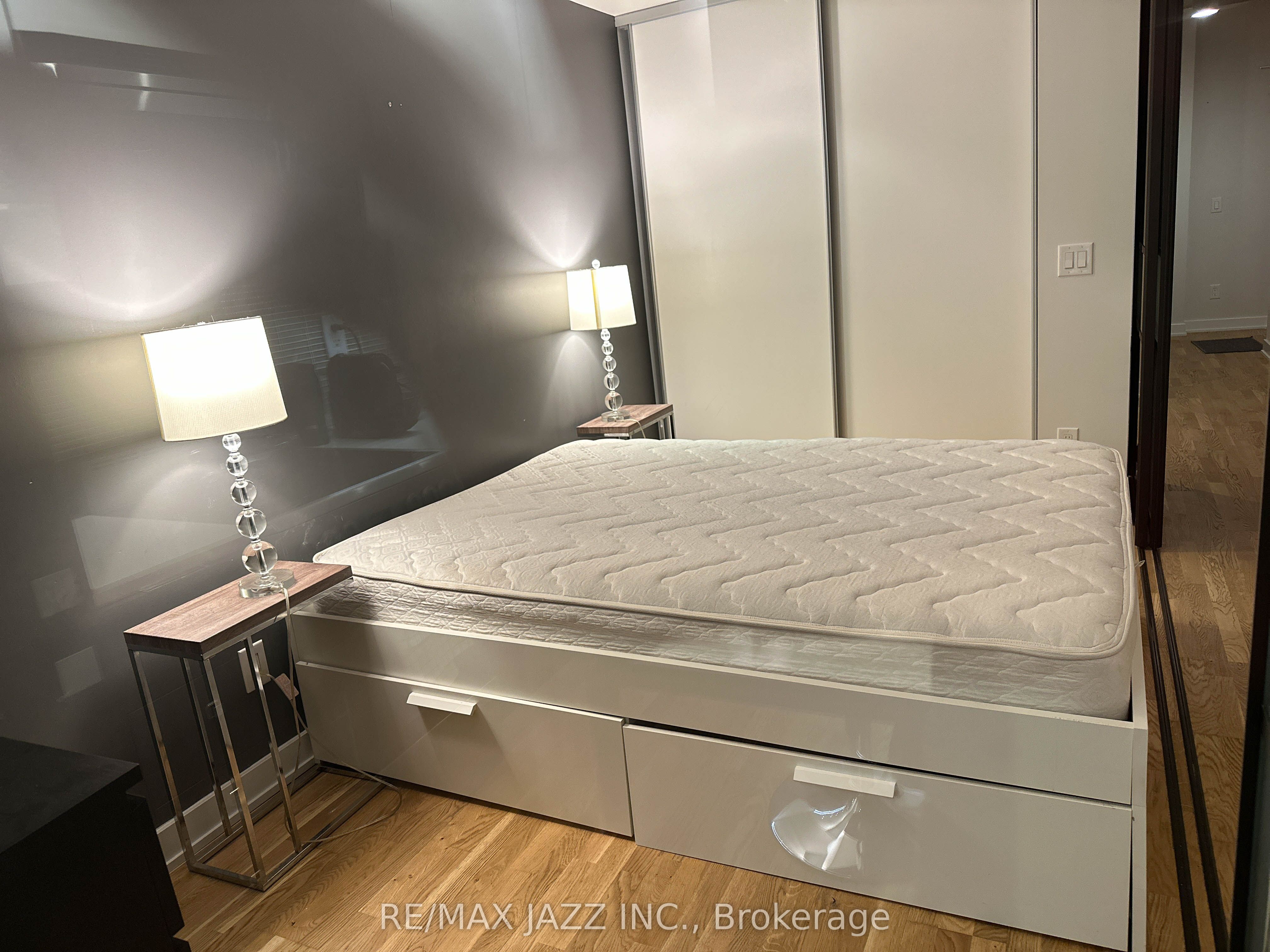 8 Dovercourt Road, #308