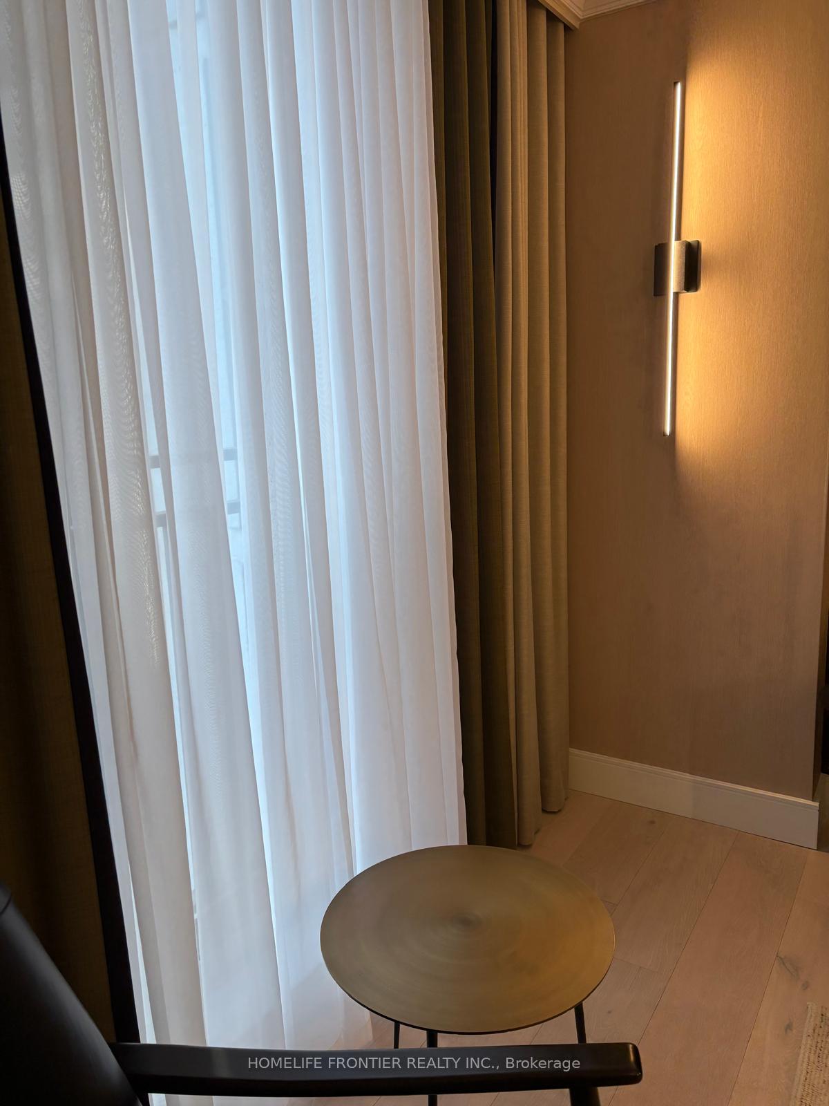 1 Bedroom Condo at 388 Bloor, Toronto For sale