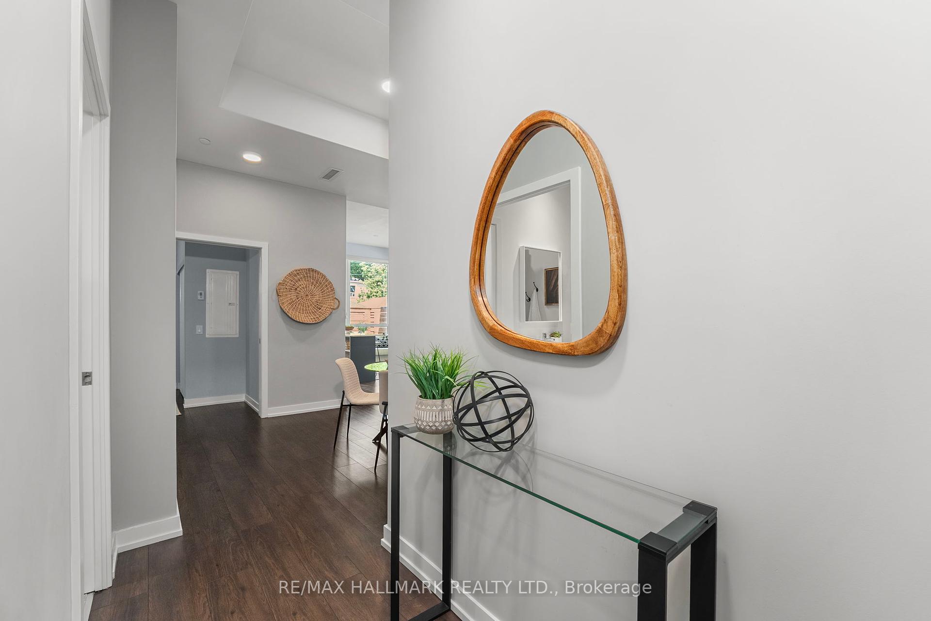 2 Bedrooms Condo at 150 Logan, Toronto For sale