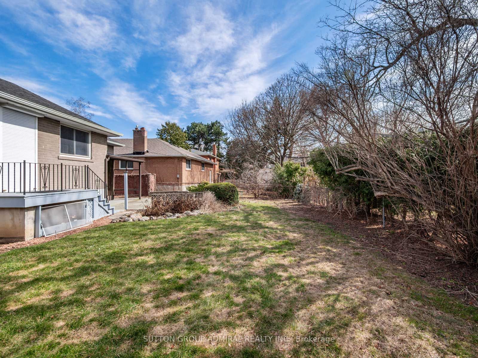 57 Dukinfield Crescent