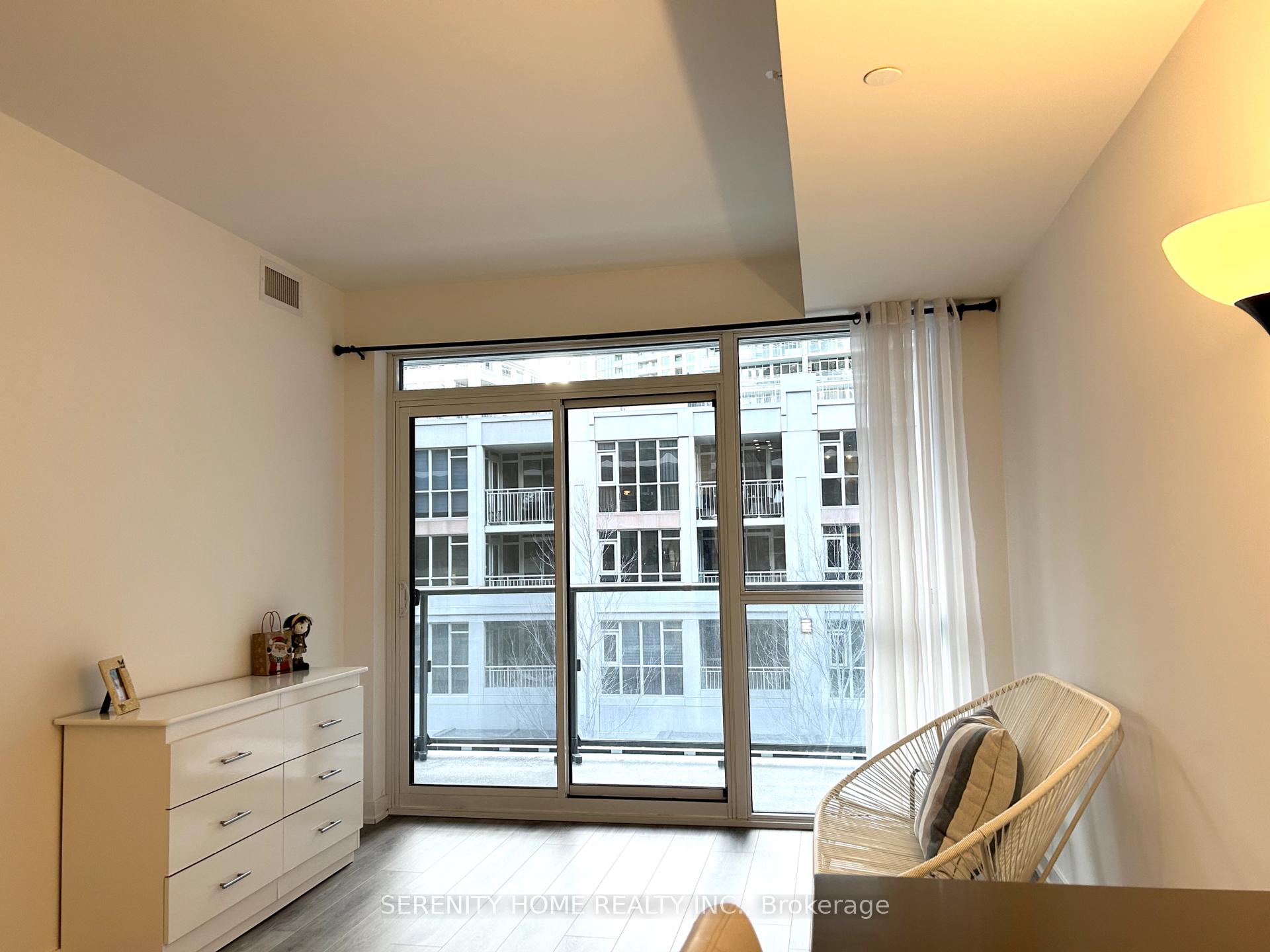 2 Bedrooms Condo at 38 Iannuzzi,  Toronto For sale