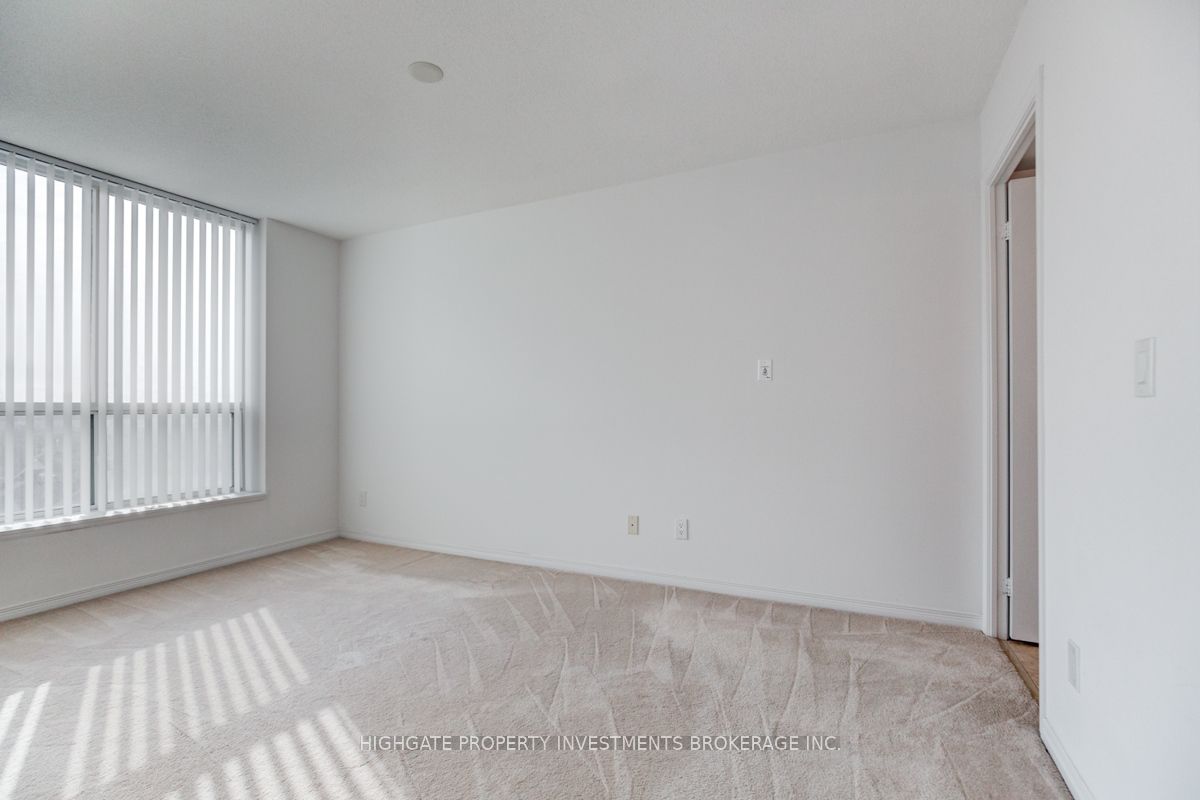 4889 Kimbermount Avenue, #804