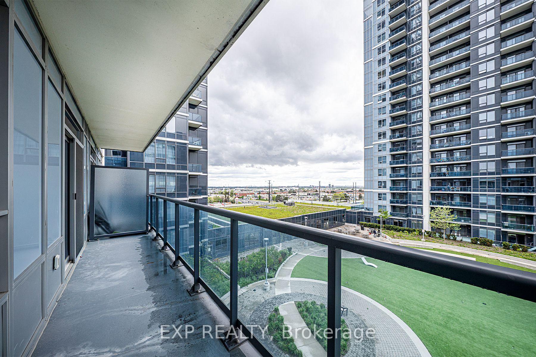 2 Bedrooms Condo at 3600 Highway 7, Vaughan For sale