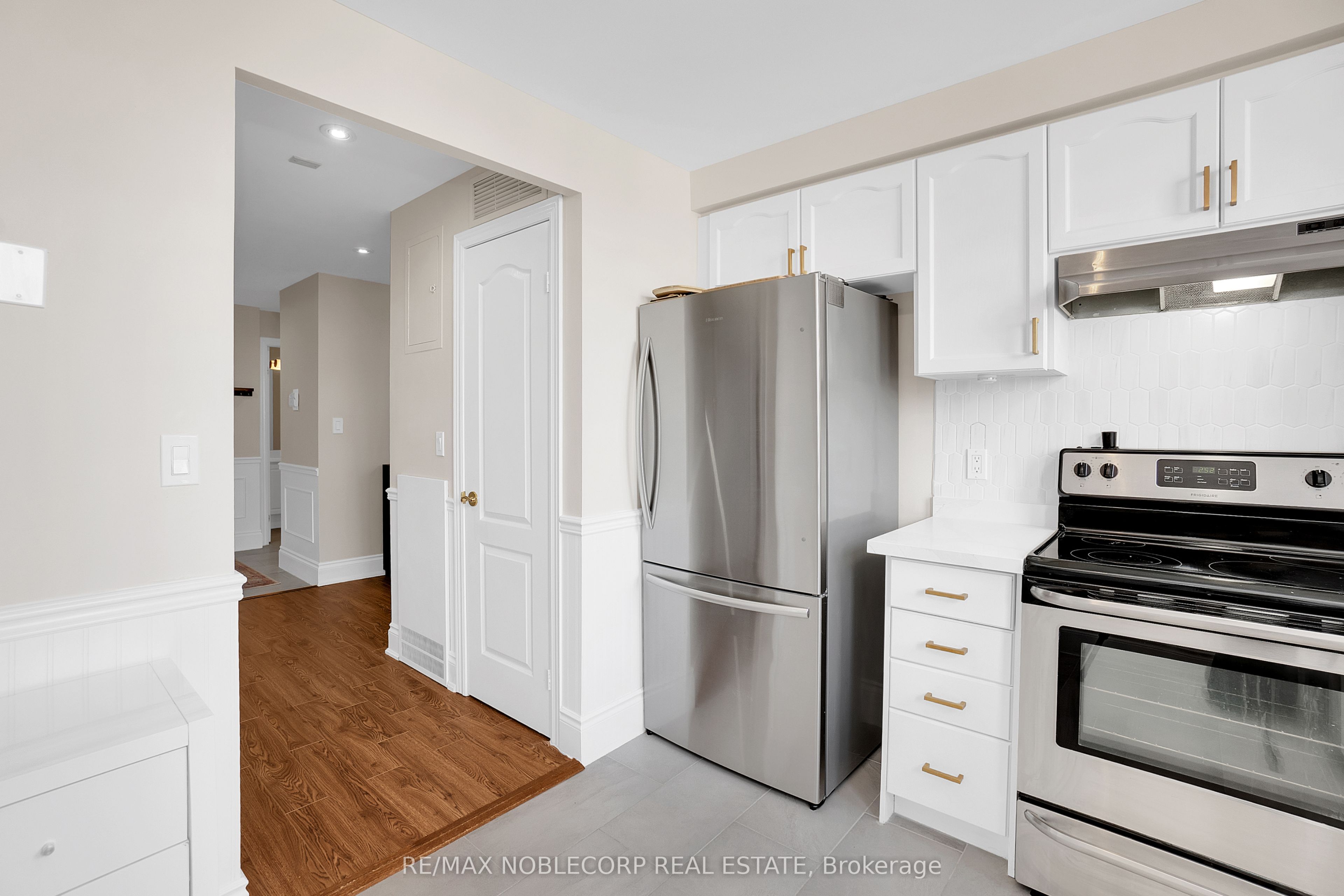 53 Woodbridge Avenue, #419