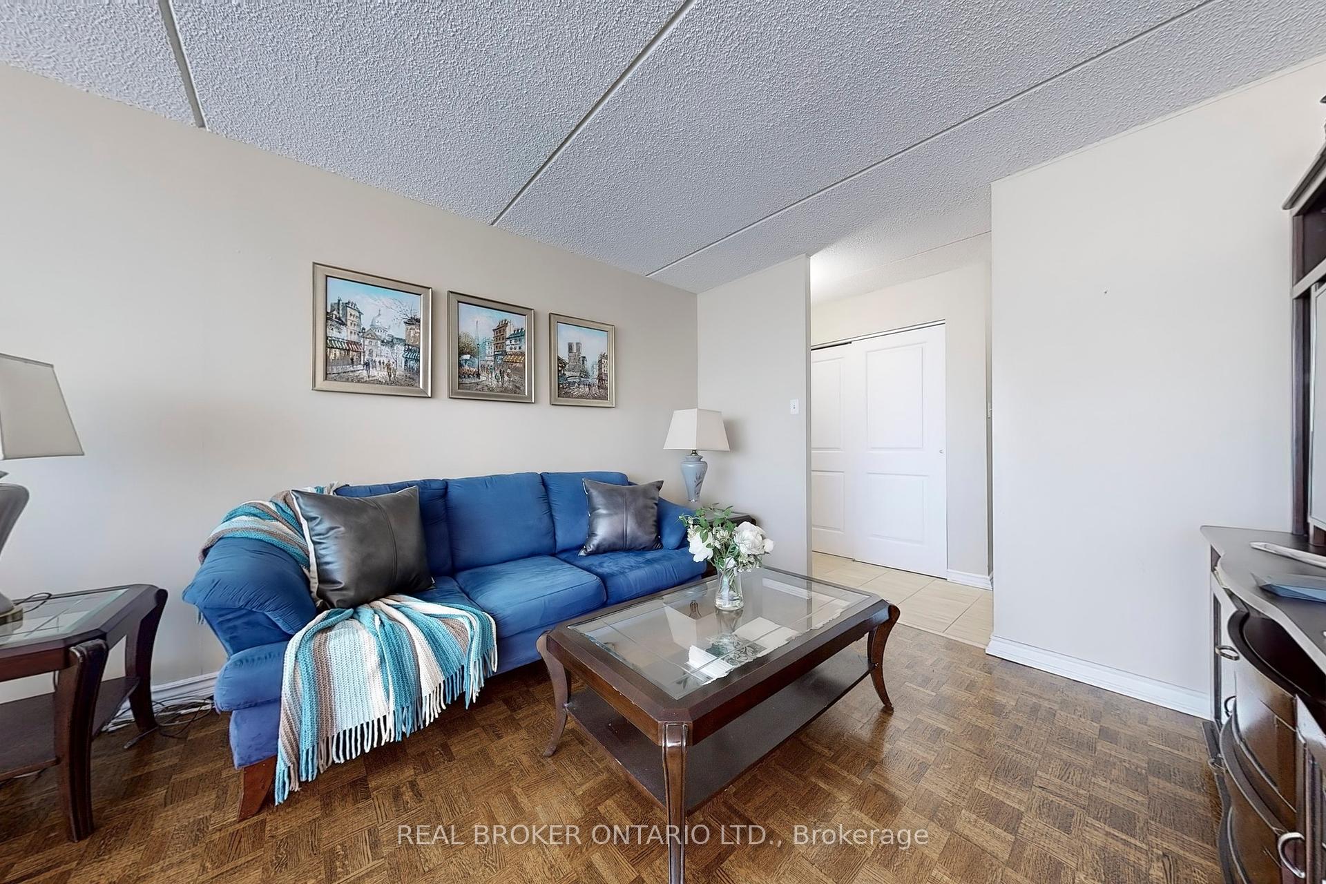 1 Bedroom Condo at 2 GLAMORGAN, Toronto For sale