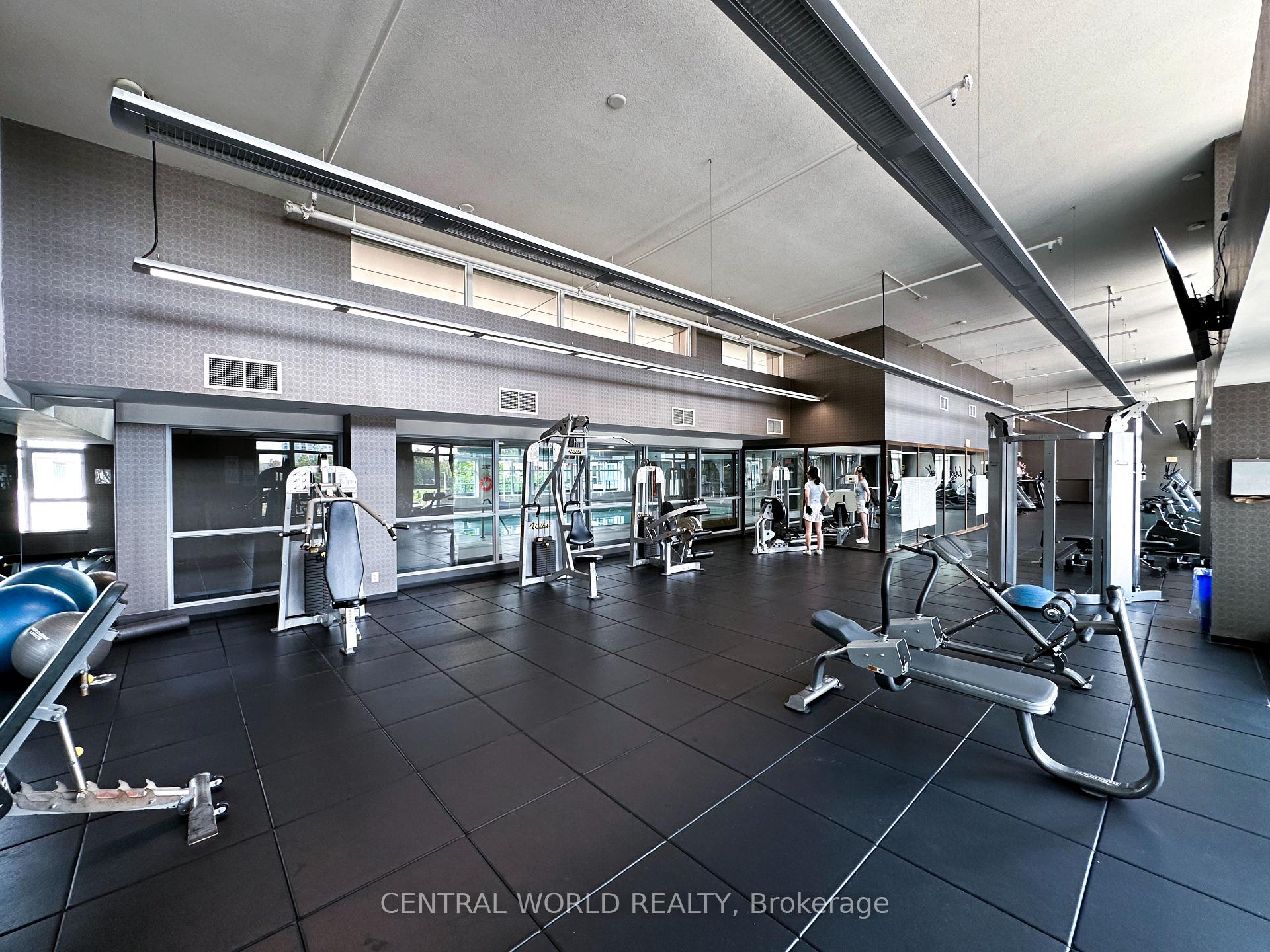 2 Bedrooms Condo at 25 Town Centre,  Toronto For sale
