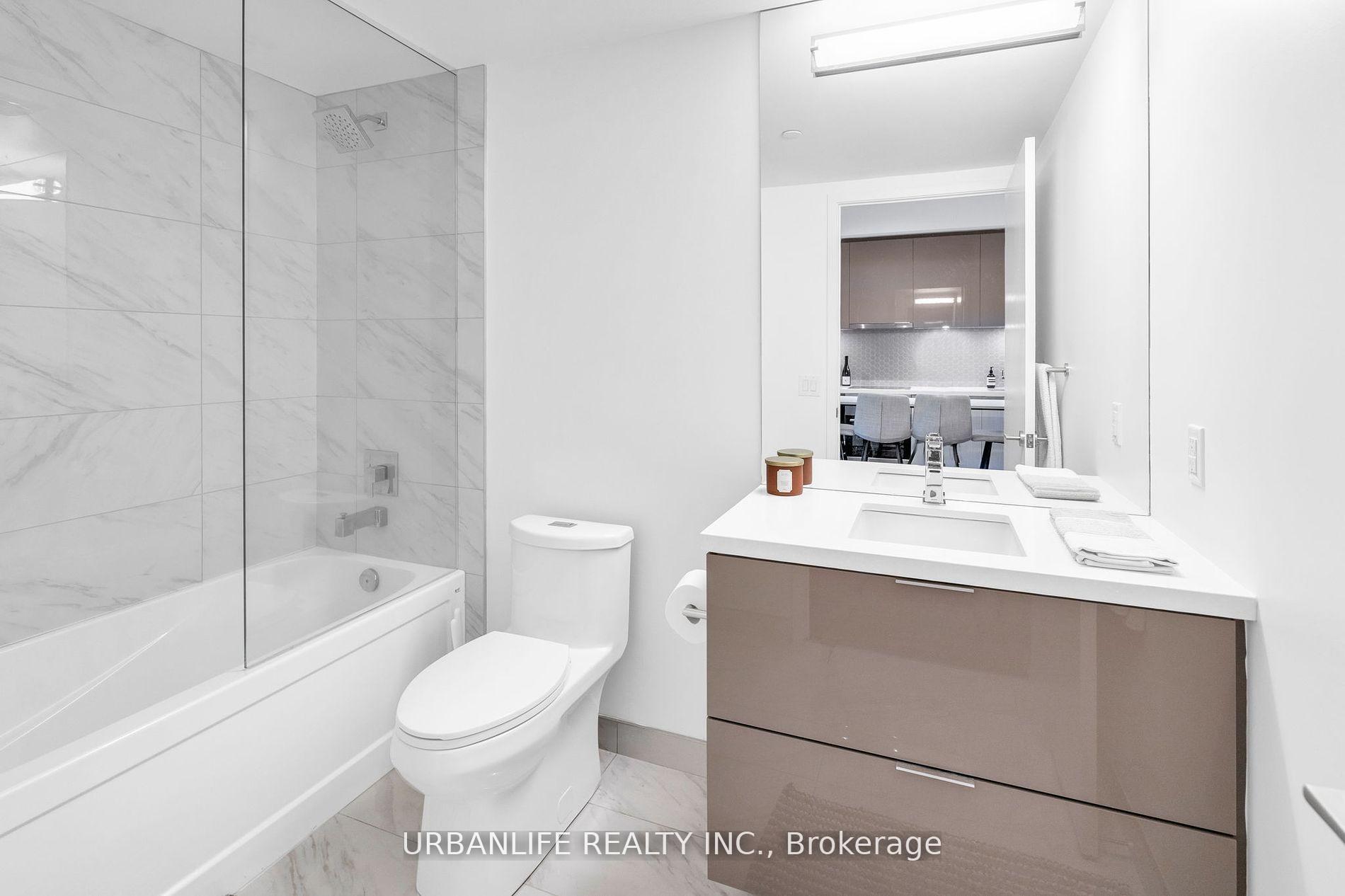 1 Bedroom Condo at 158 Front,  Toronto For sale