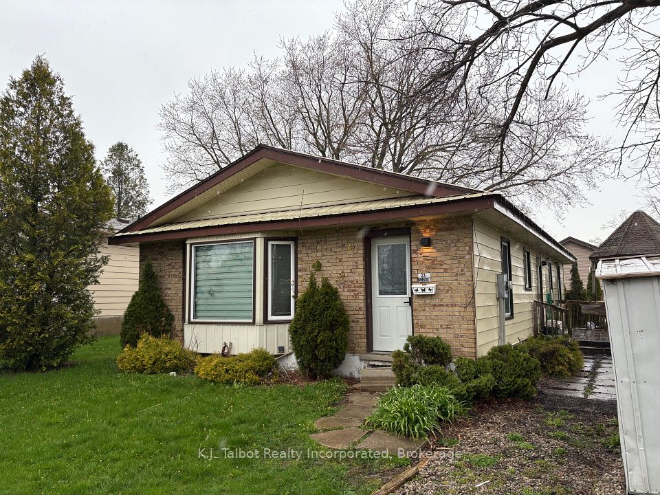 23 Cobourg