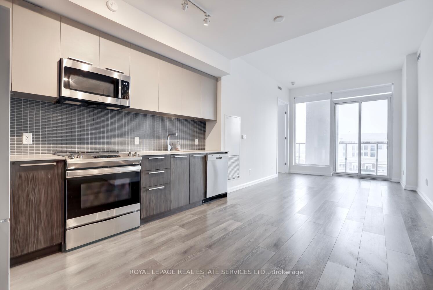 2 Bedrooms Condo at 4208 Dundas,  Toronto For sale