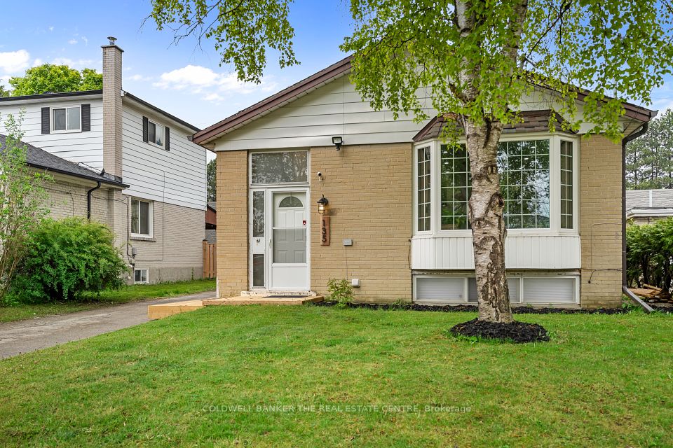 135 Lord Roberts Drive