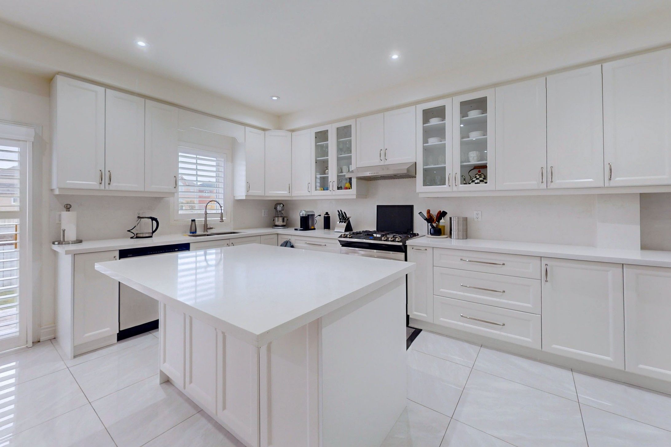 176 Kale Crescent Main