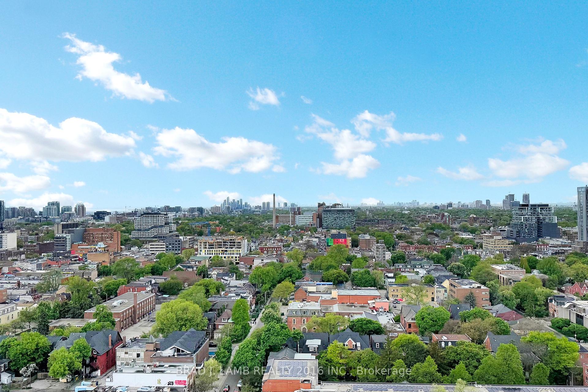 3 Bedrooms Condo at 195 McCaul, Toronto For sale