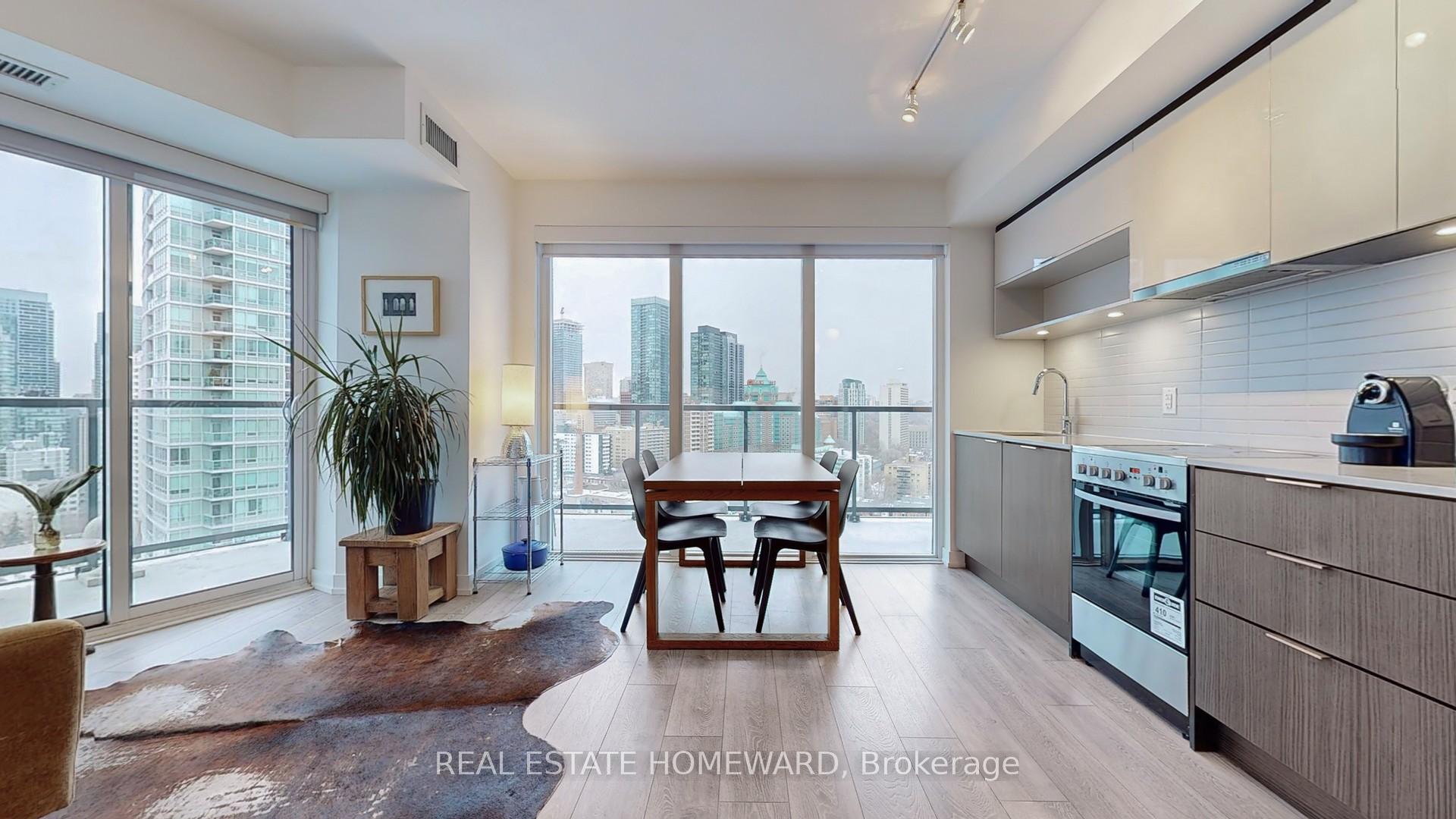 1 Bedroom Condo at 159 Wellesley,  Toronto For sale