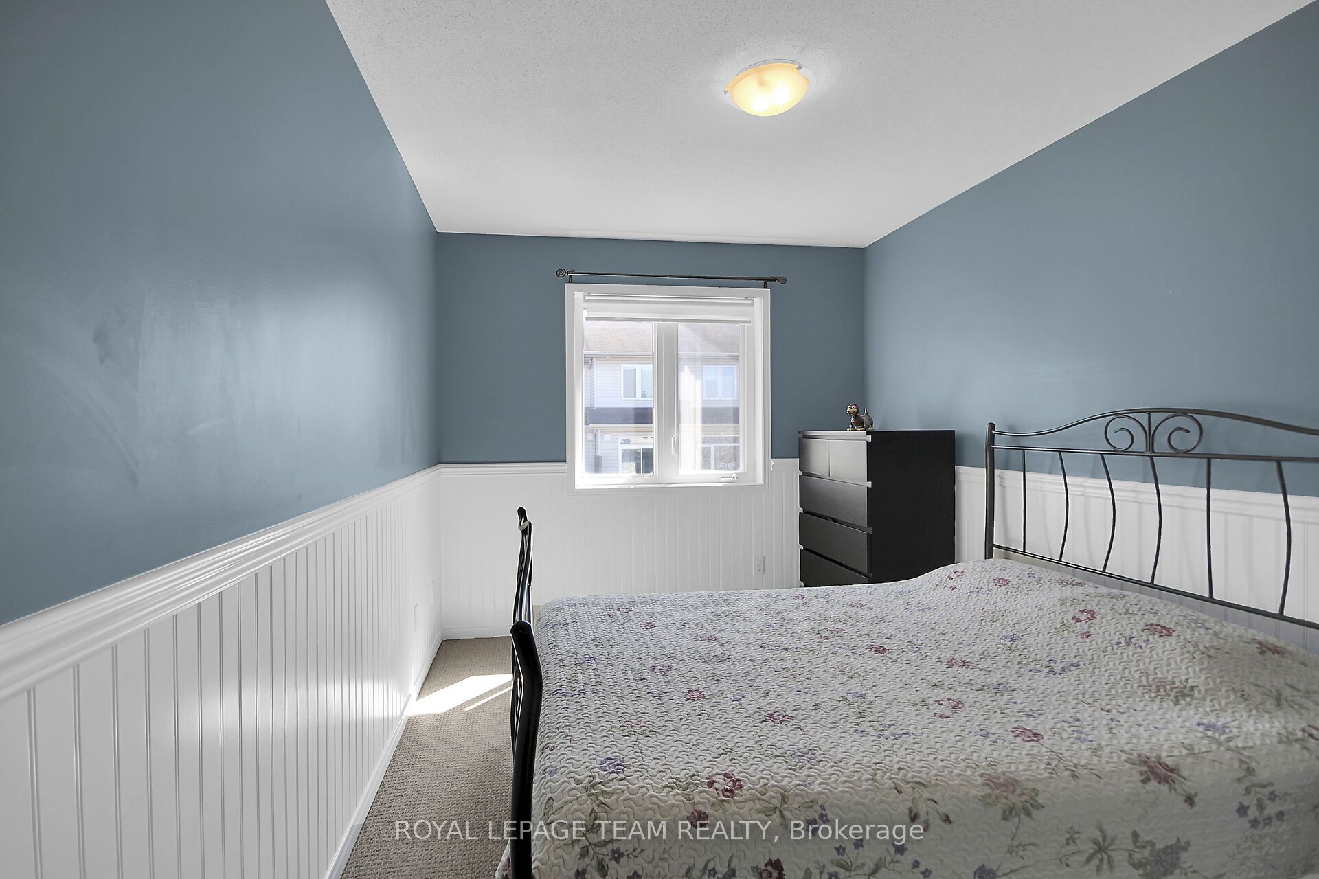 214 Cityview Crescent