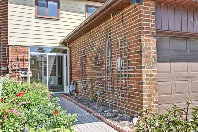 24 Bradstone