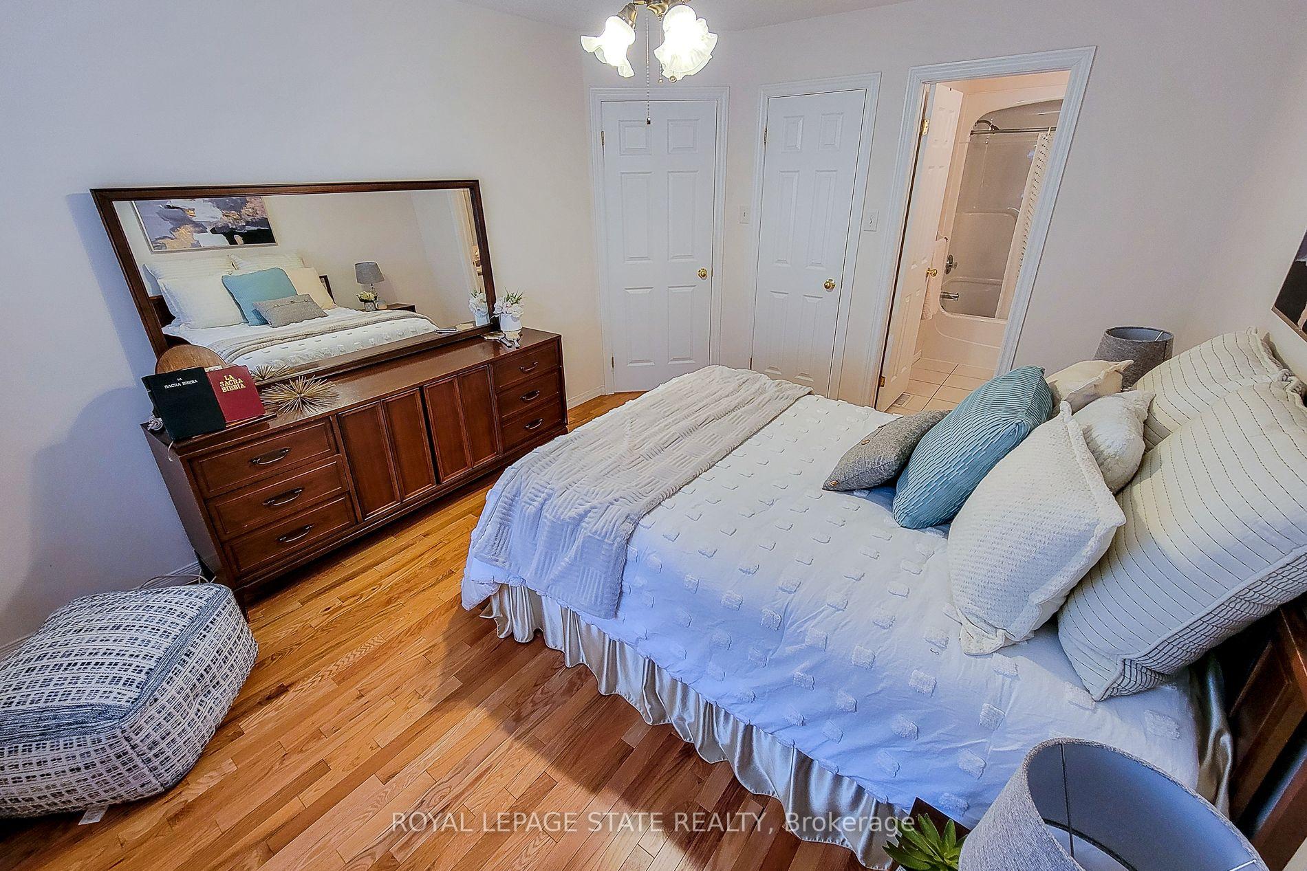 2 Bedrooms Condo at 751 Rymal, Hamilton For sale