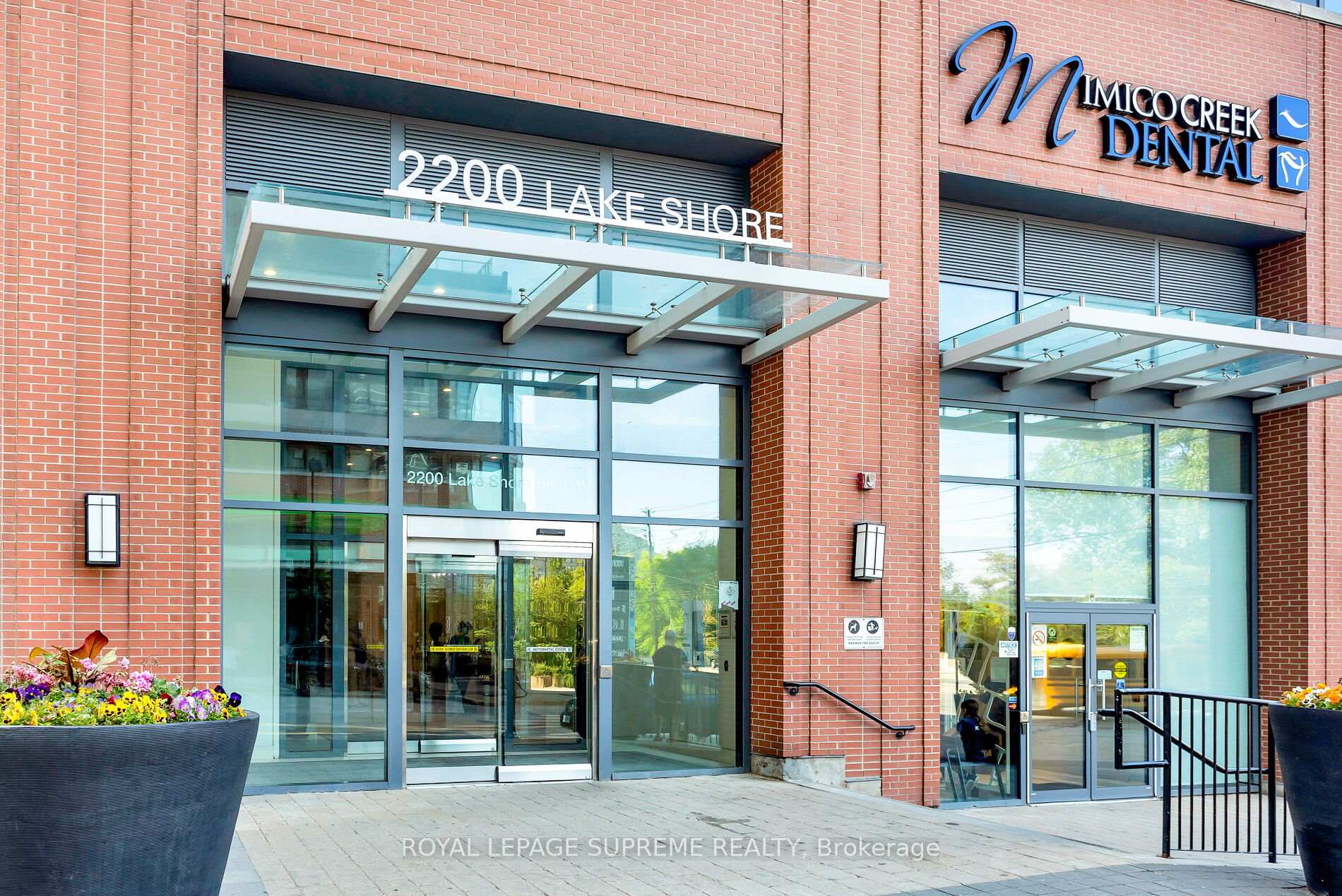 1 Bedroom Condo at 2200 Lake Shore, Toronto For sale