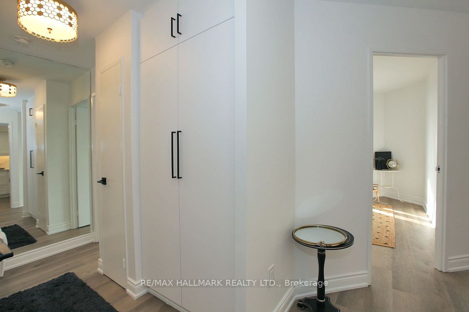 Double Closet & Separate Linen Closet