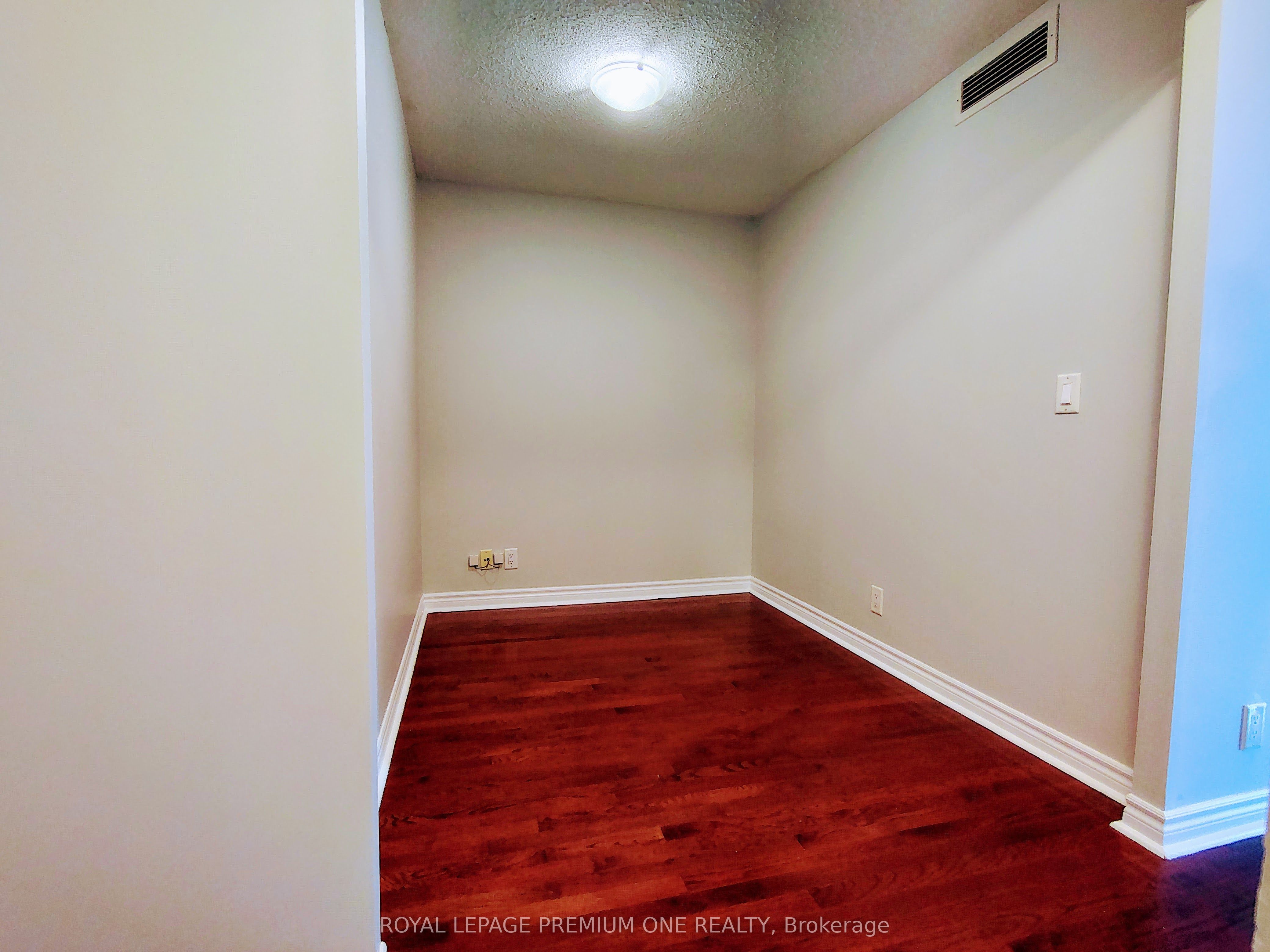 1 Elm Drive W, #1301