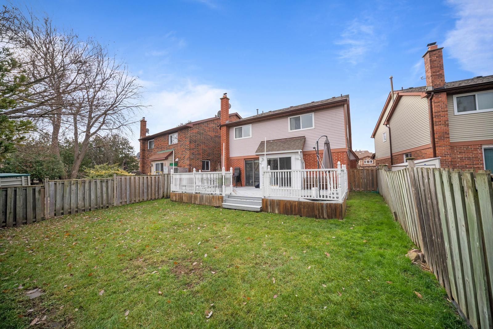 66 Carl Crescent