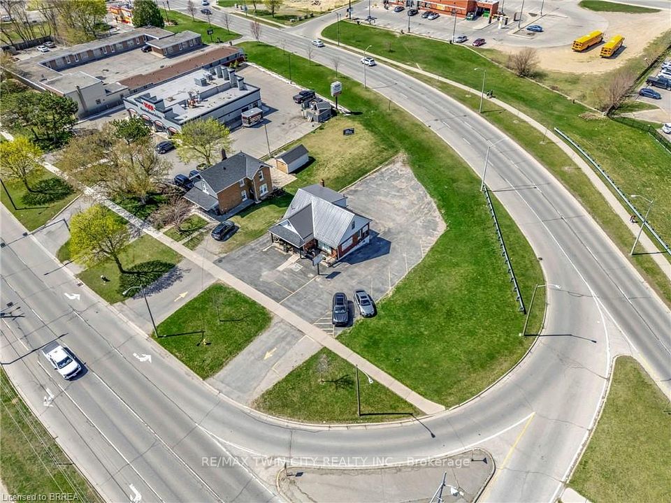 584 Colborne