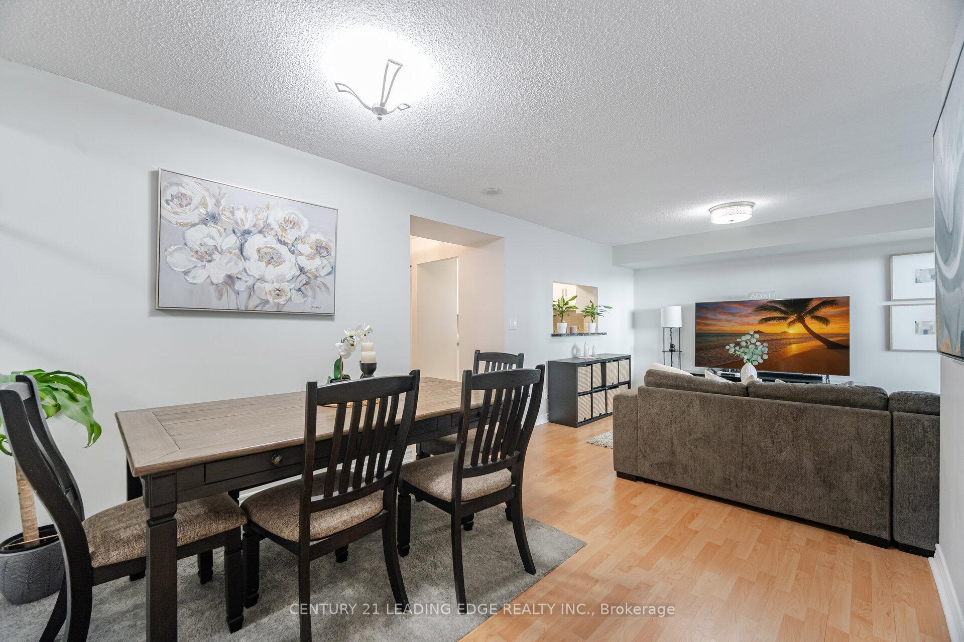 3 Bedrooms Condo at 68 Corporate, Toronto For sale