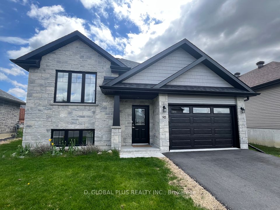 90 Cameron Crescent, Cornwall, ON K6K 0B7