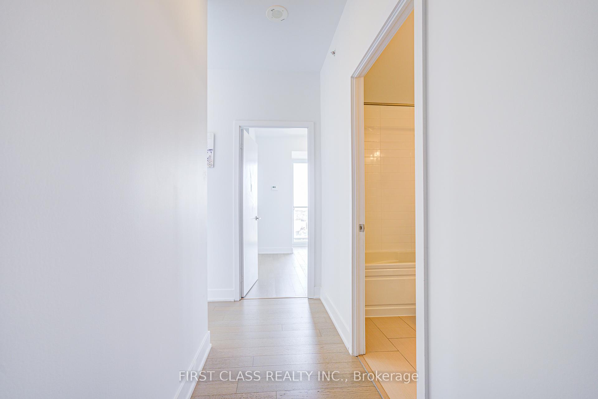 2 Bedrooms Condo at 20 Shore Breeze, Toronto For sale