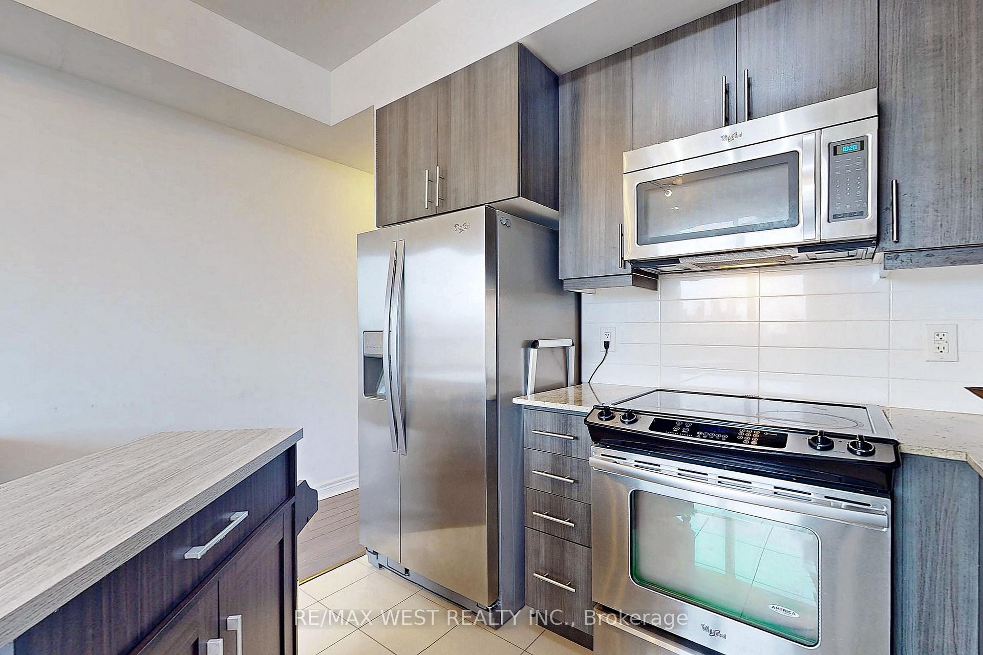1 Bedroom Condo at 2756 Old Leslie, Toronto For sale
