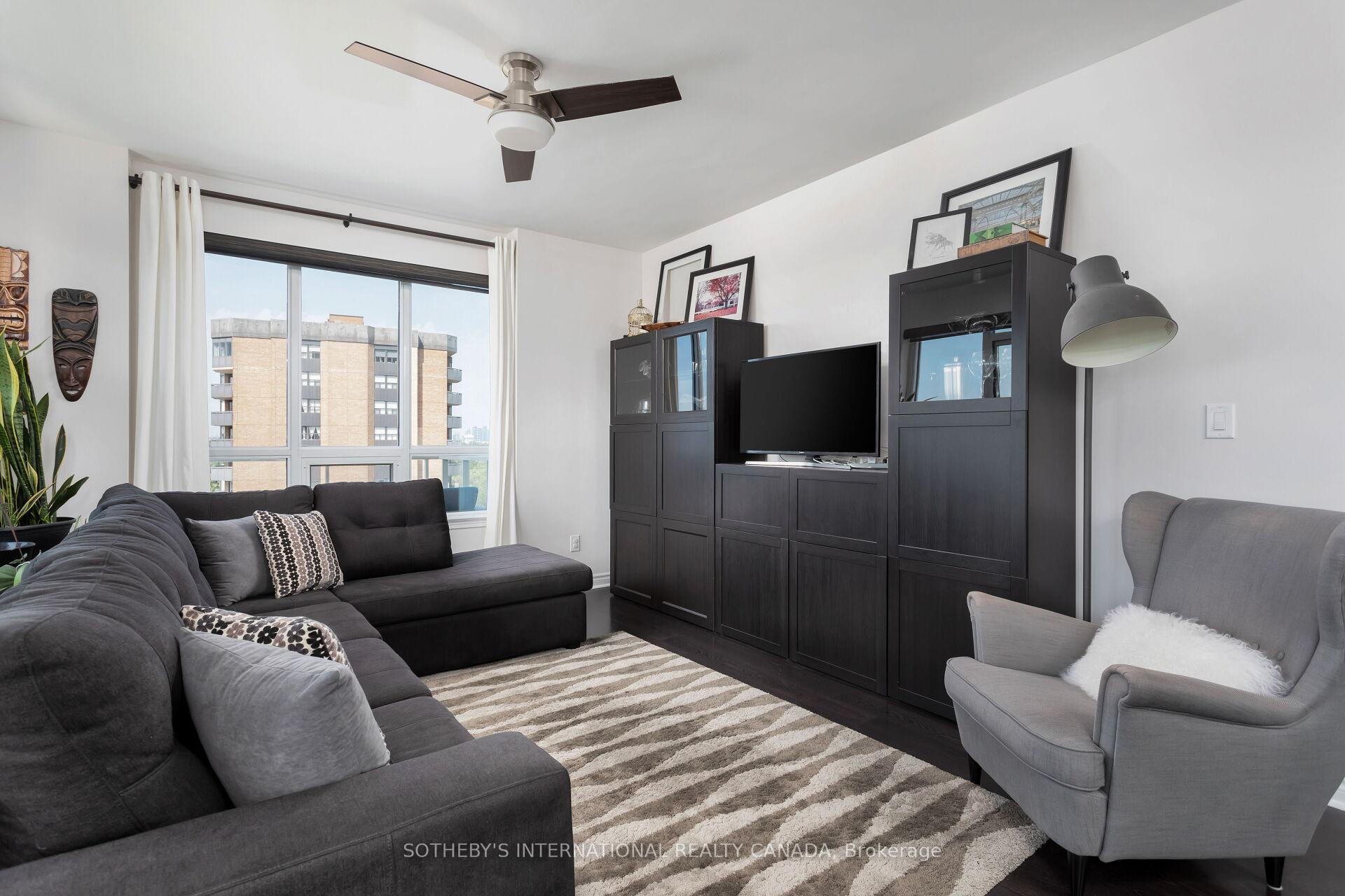 2 Bedrooms Condo at 3865 Lake Shore, Toronto For sale