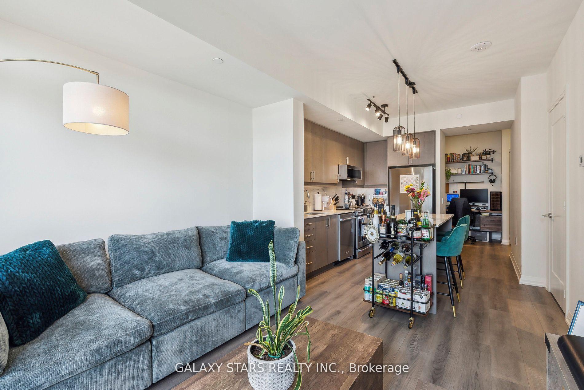 2 Bedrooms Condo at 9000 Jane,  Vaughan For sale