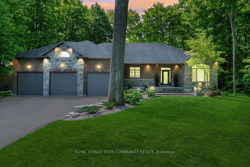 37 Heron Boulevard, Springwater, ON L0L 1Y3